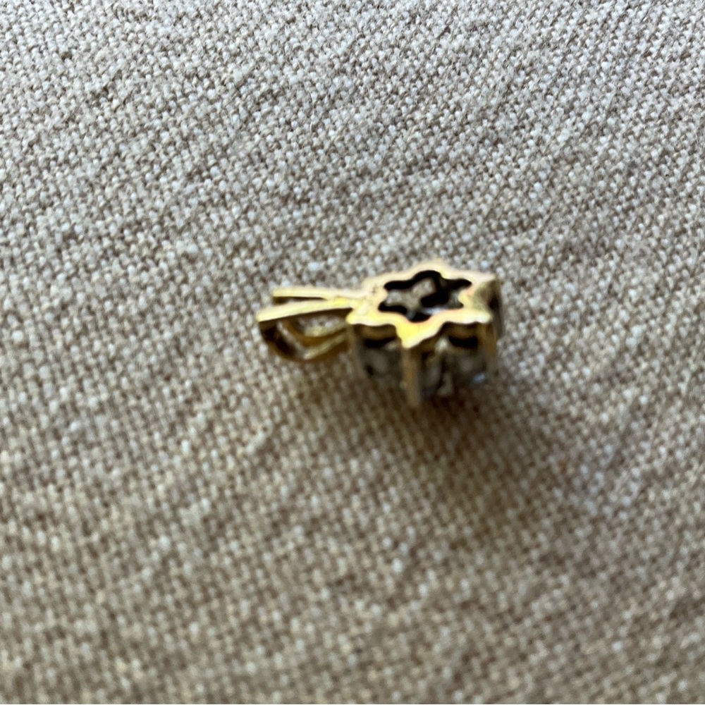DIAMOND PENDANT - Picture 2 of 4